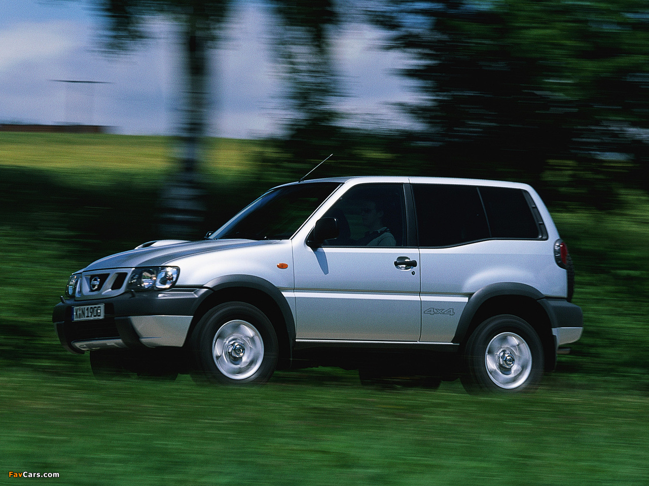Nissan Terrano II 3-door (R20) 1999–2006 images (1280 x 960)