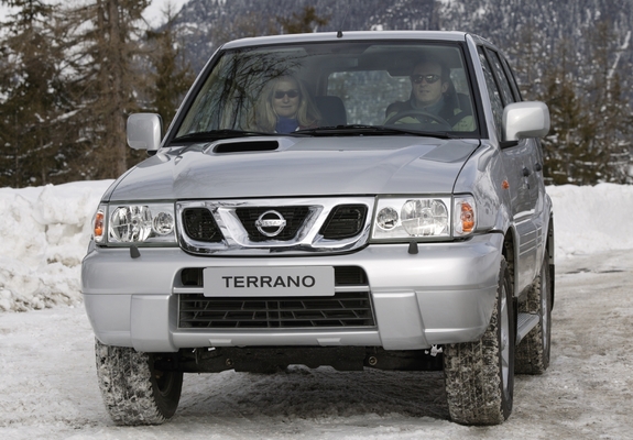Nissan Terrano II 5-door (R20) 1999–2006 wallpapers