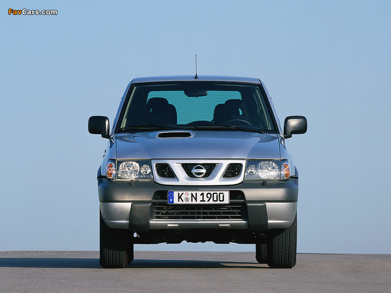 Nissan Terrano II 3-door (R20) 1999–2006 pictures (800 x 600)