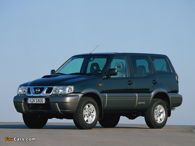 Pictures of Nissan Terrano II 5-door (R20) 1999–2006 (640 x 480)
