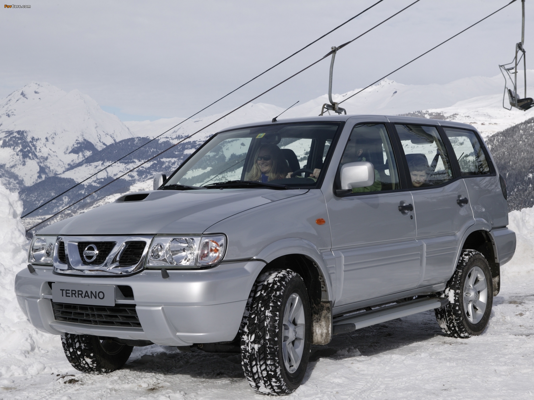 Pictures of Nissan Terrano II 5-door (R20) 1999–2006 (2048 x 1536)