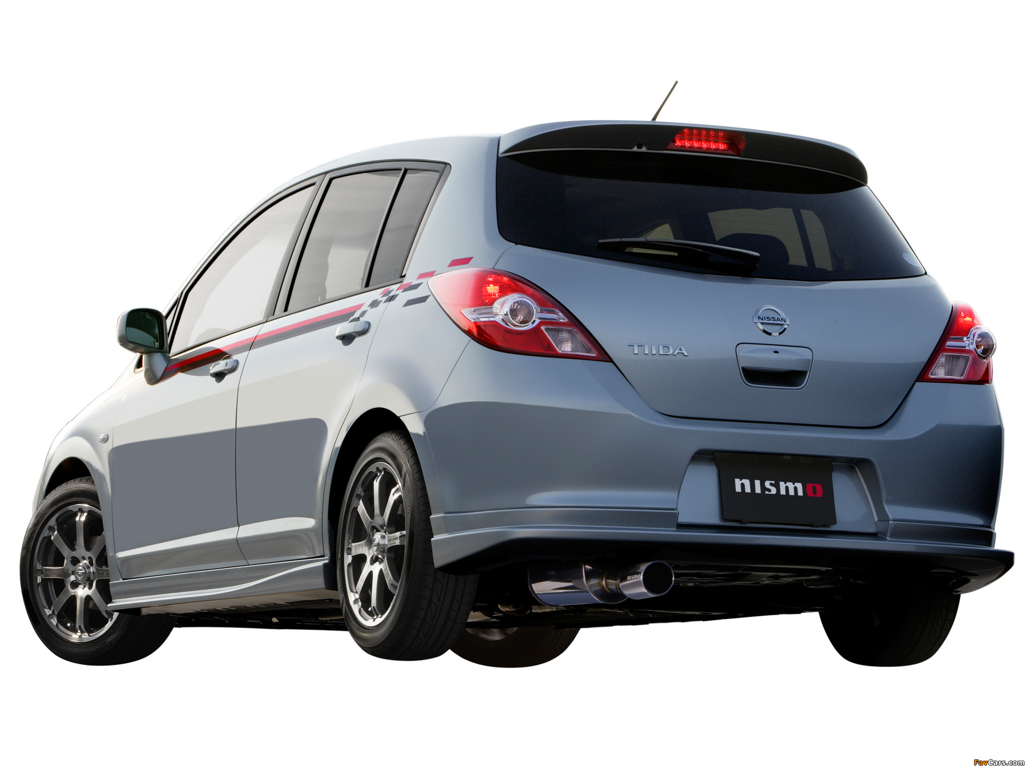 Images of Nismo Nissan Tiida Hatchback S-Tune (C11) 2008 (2048 x 1536)
