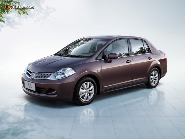 Nissan Tiida Sedan CN-spec (SC11) 2005–08 images (640 x 480)