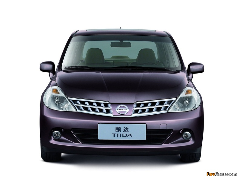 Nissan Tiida Sedan CN-spec (SC11) 2005–08 photos (800 x 600)