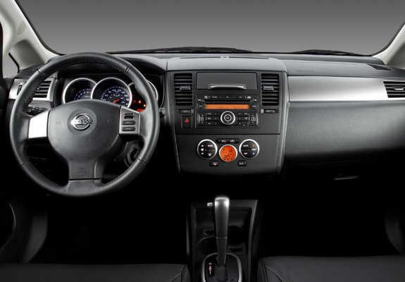 Nissan Tiida Hatchback BR-spec (C11) 2008–10 wallpapers