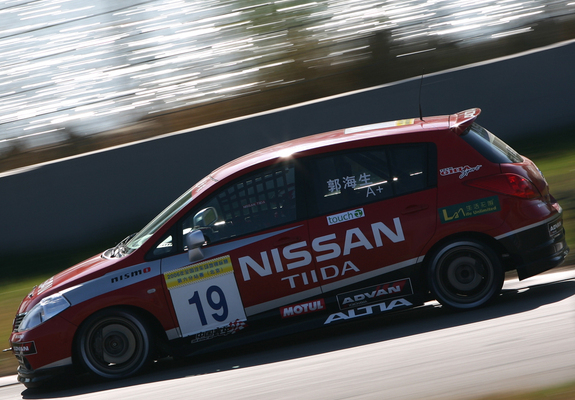 Pictures of Nissan Tiida China Circuit Championship Race Car (C11) 2006