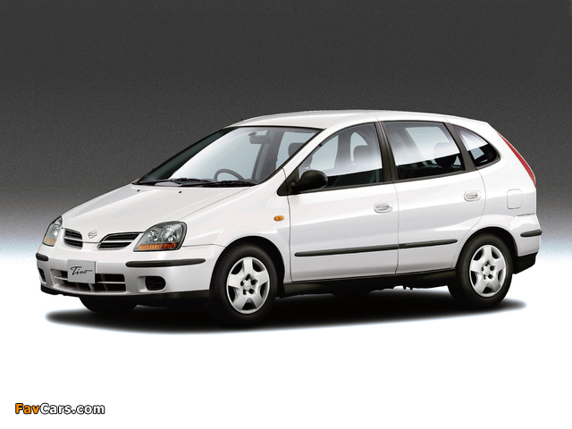 Nissan Tino (V10) 1998–2003 photos (640 x 480)