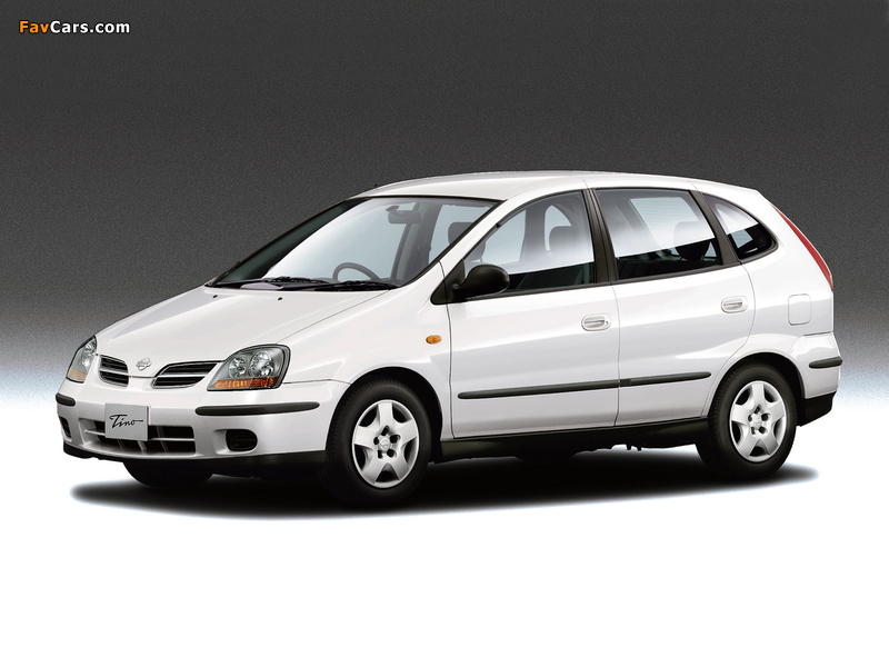 Nissan Tino (V10) 1998–2003 photos (800 x 600)