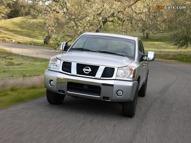 Images of Nissan Titan Crew Cab 2004–07 (640 x 480)