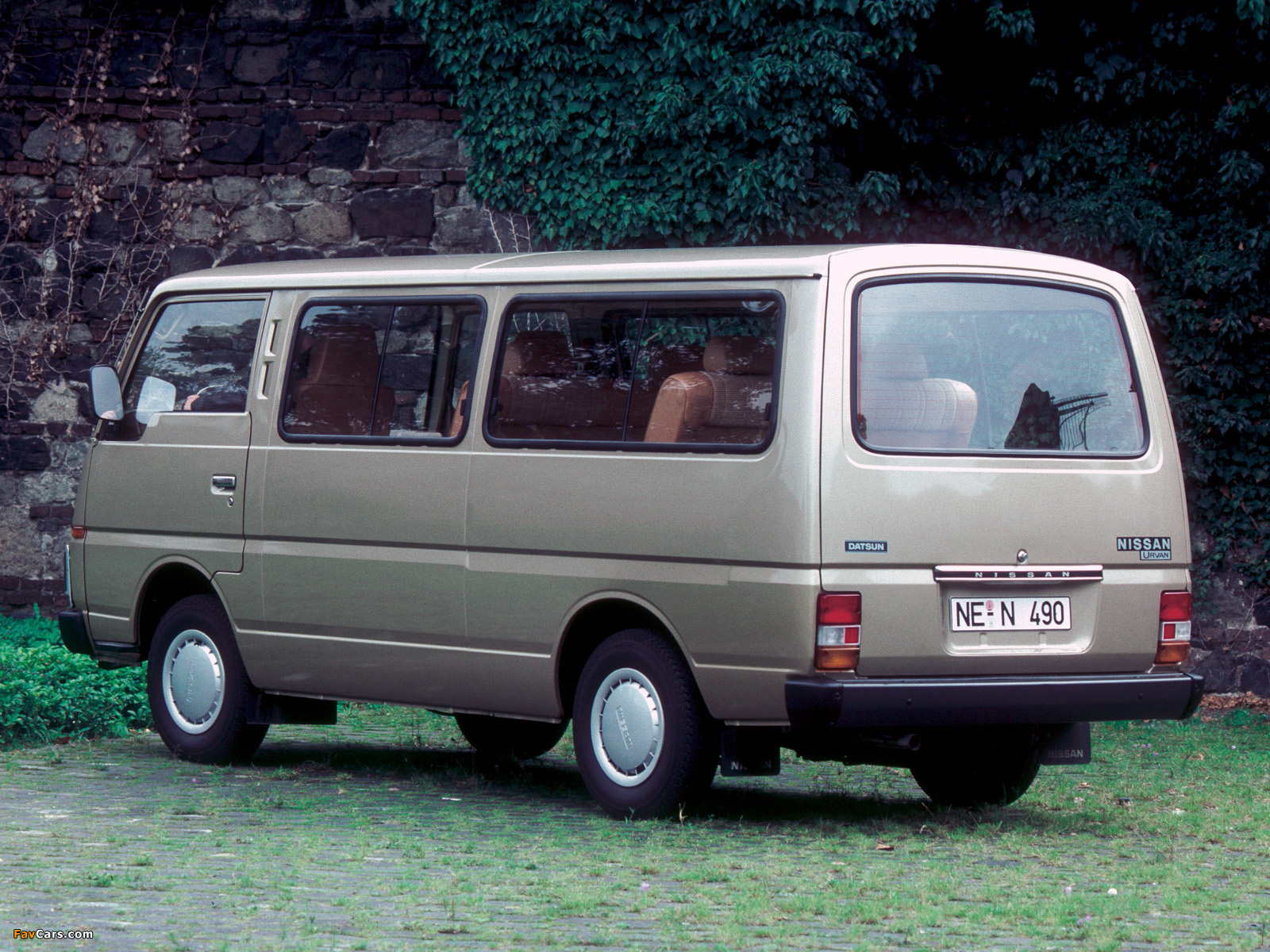 Datsun Urvan (E23) 1980–86 images (1600 x 1200)