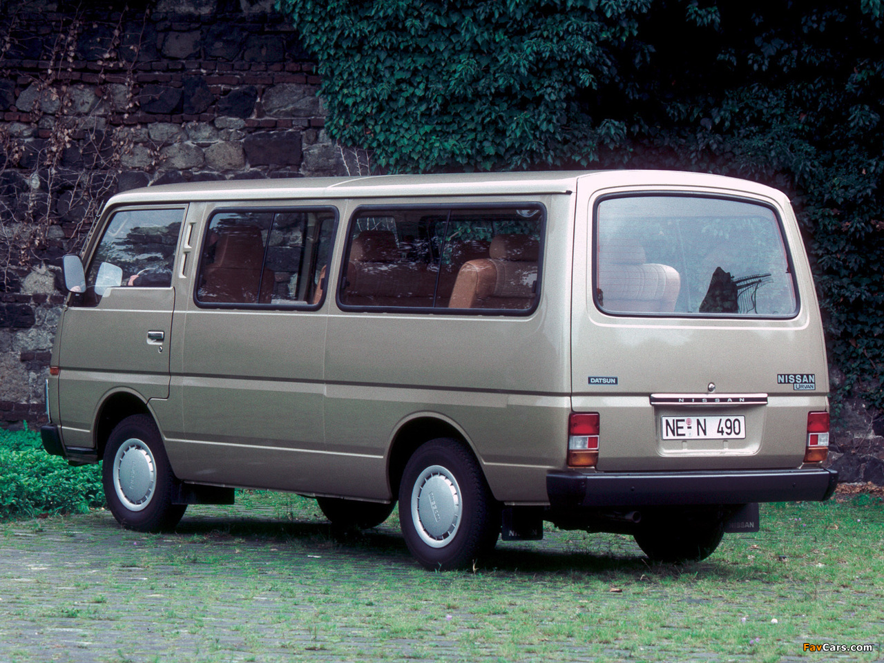 Datsun Urvan (E23) 1980–86 images (1280 x 960)