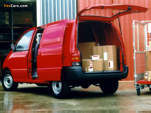 Nissan Vanette E UK-spec (C23) 1995–2001 pictures (640 x 480)