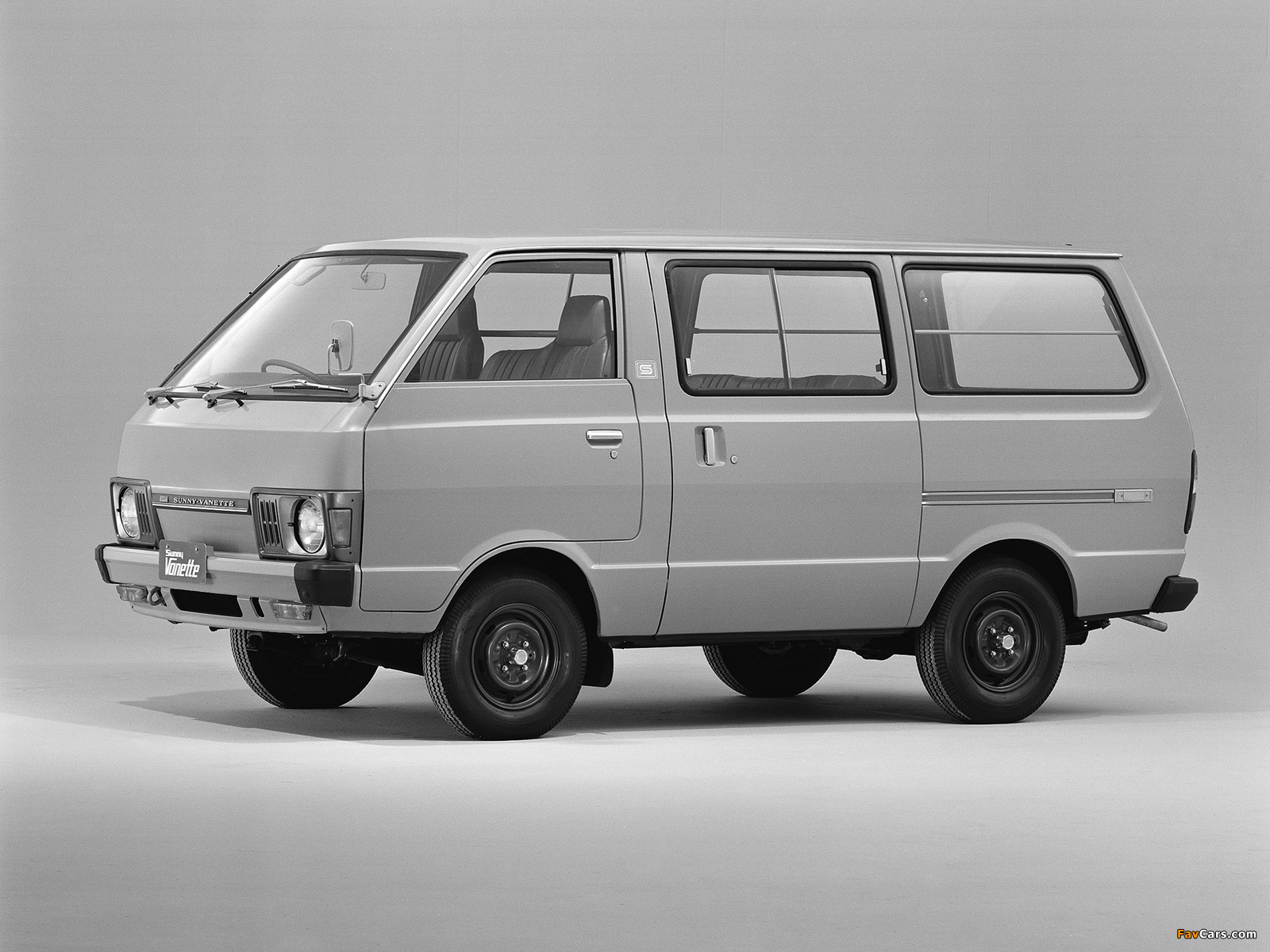Pictures of Nissan Sunny Vanette Van (C120) 1978–85 (1600 x 1200)