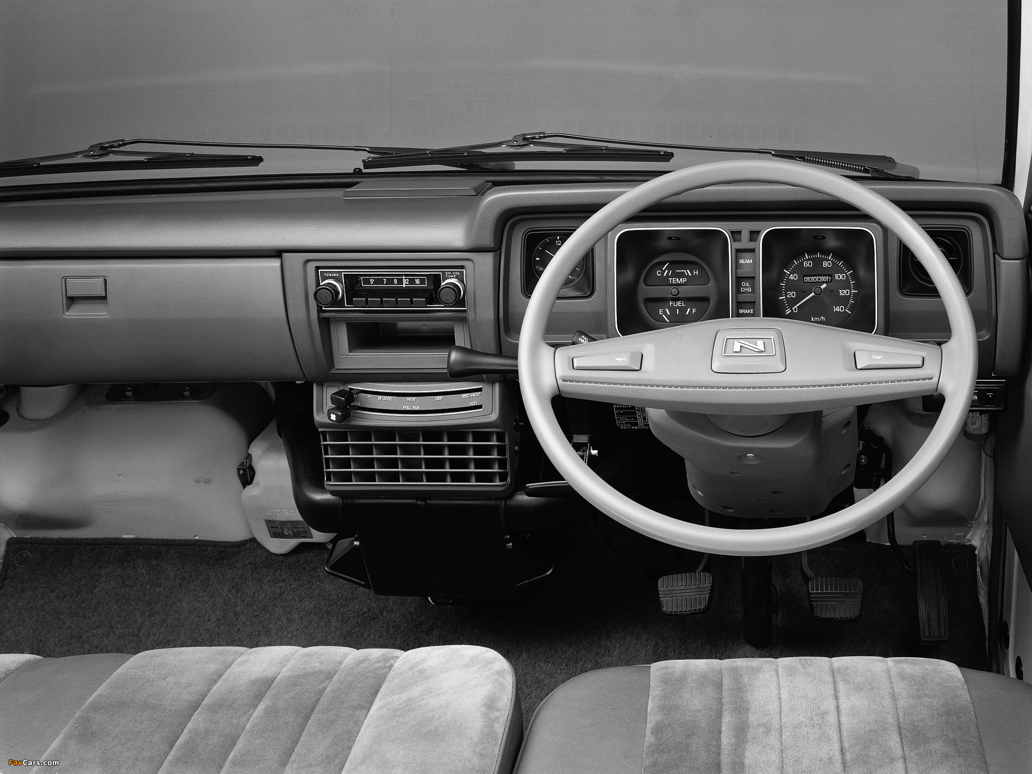 Pictures of Nissan Sunny Vanette Coach (C120) 1978–85 (2048 x 1536)