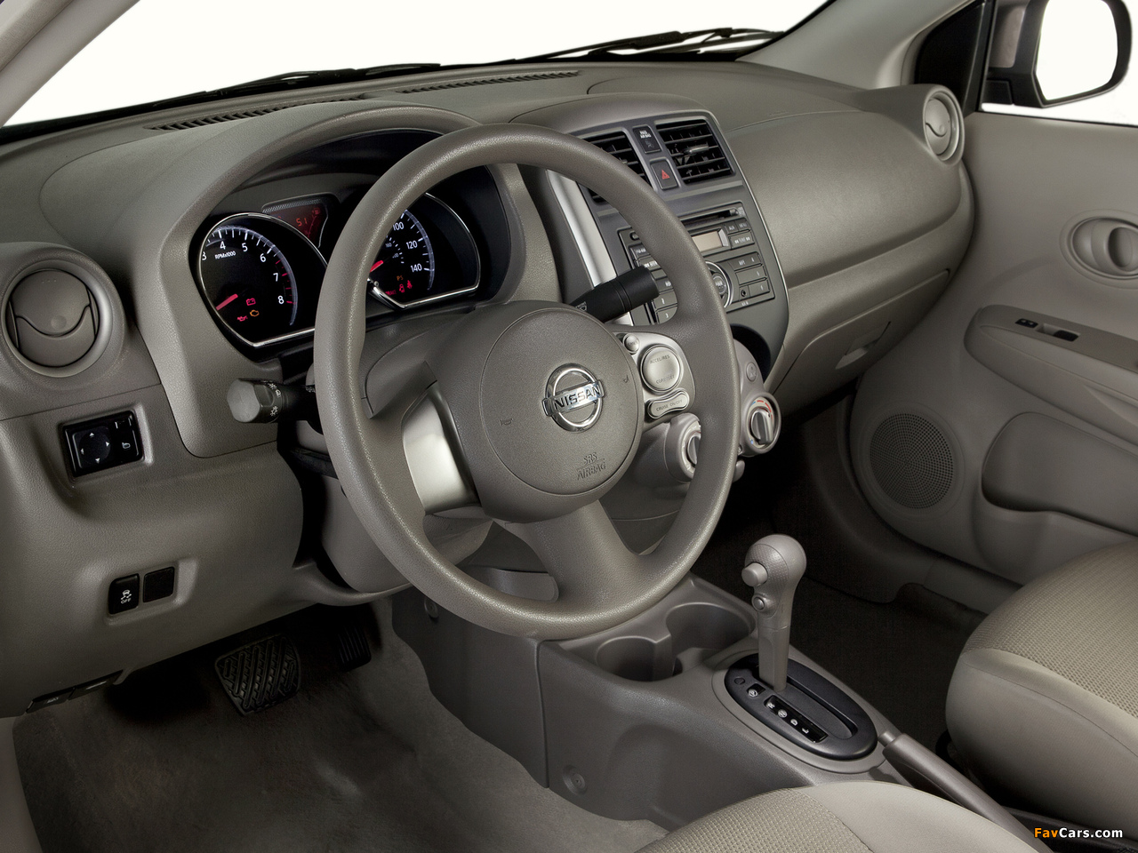 Images of Nissan Versa Sedan (B17) 2011 (1280 x 960)