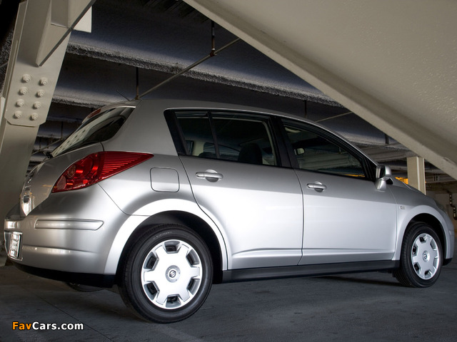 Nissan Versa Hatchback 2006–09 images (640 x 480)