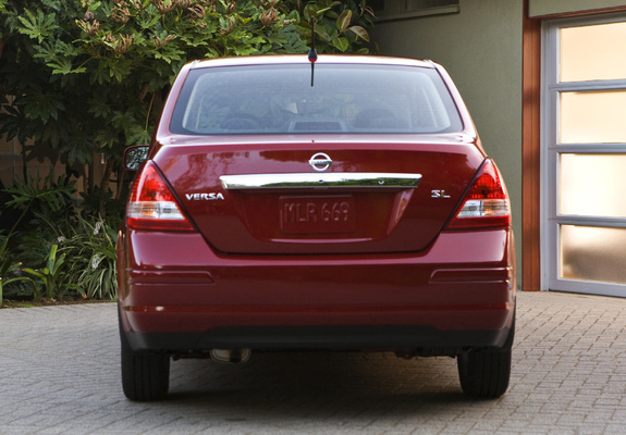 Nissan Versa Sedan 2009–11 pictures