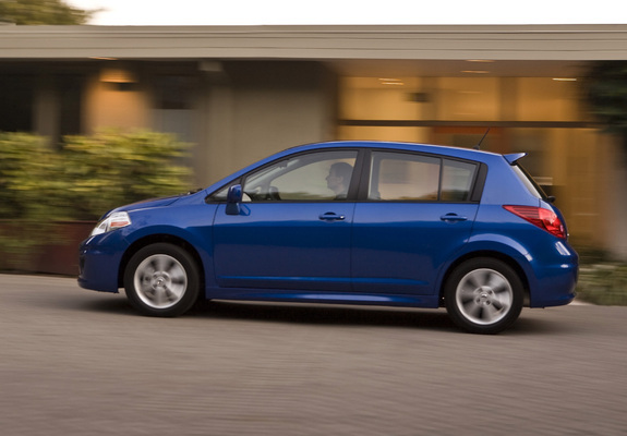 Nissan Versa Hatchback 2009 wallpapers