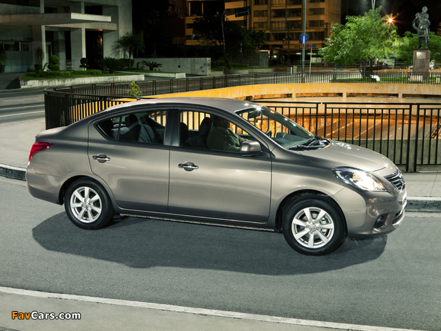 Photos of Nissan Versa Sedan BR-spec (B17) 2011 (640 x 480)