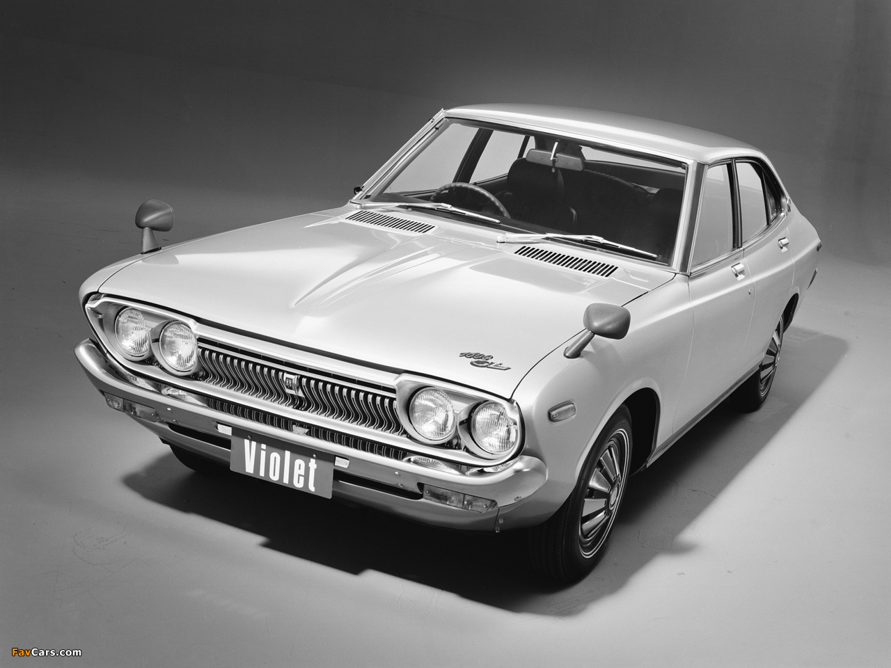 Images of Nissan Violet Sedan (710) 1973–76 (1280 x 960)