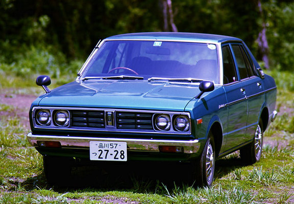 Nissan Violet Sedan (A10) 1977–79 images