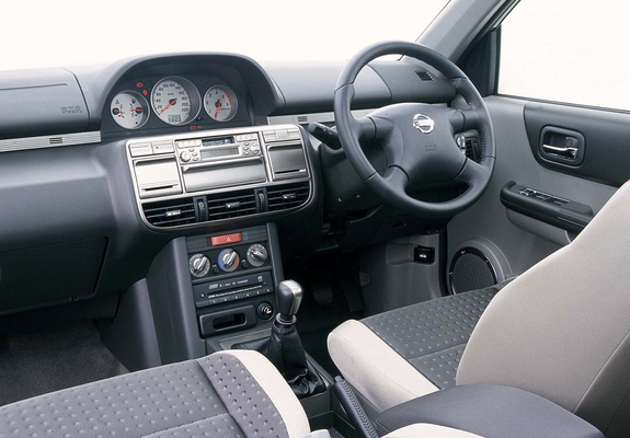 Images of Nissan X-Trail UK-spec (T30) 2001–04