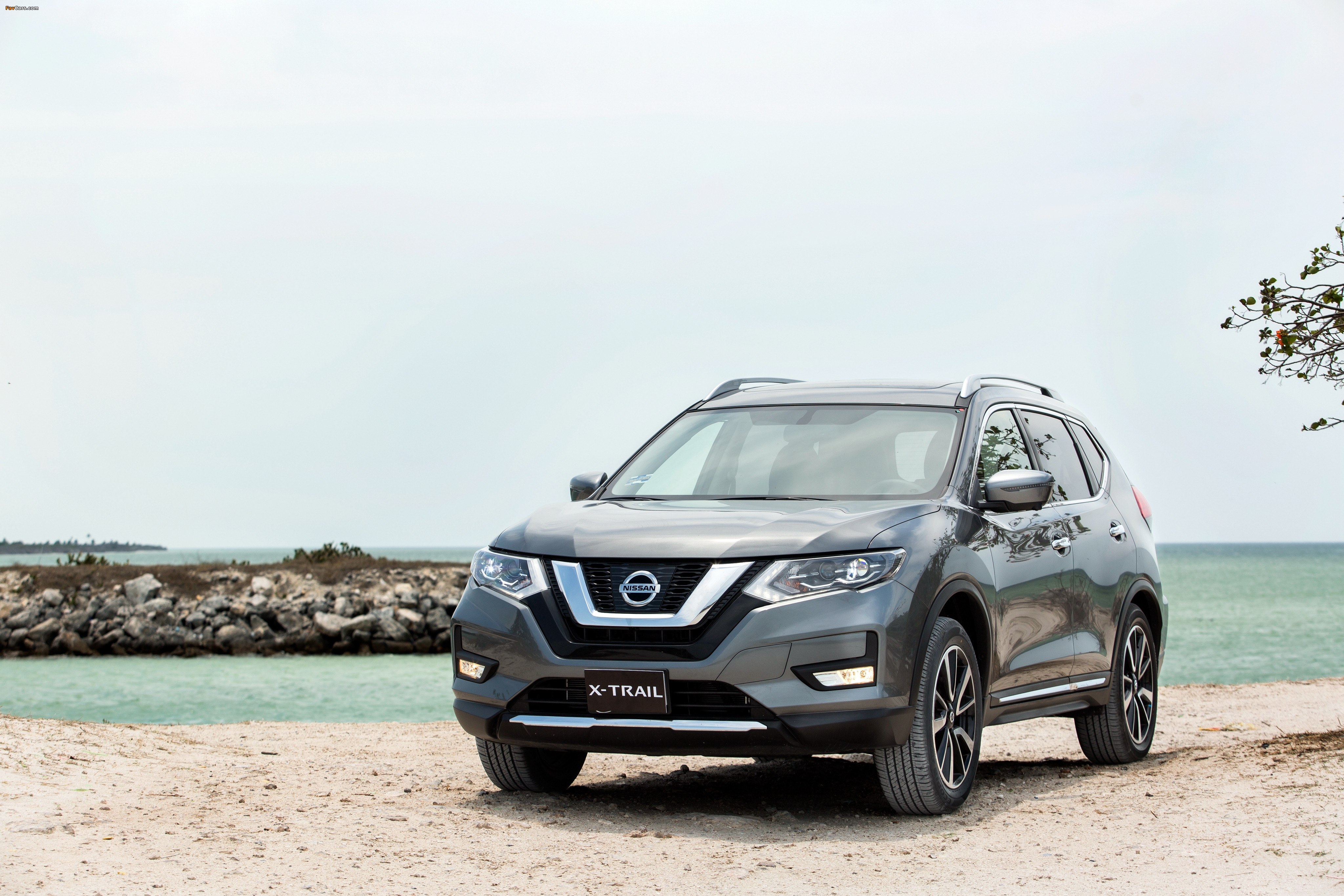 Images of Nissan X-Trail (T32) 2017 (4096 x 2731)