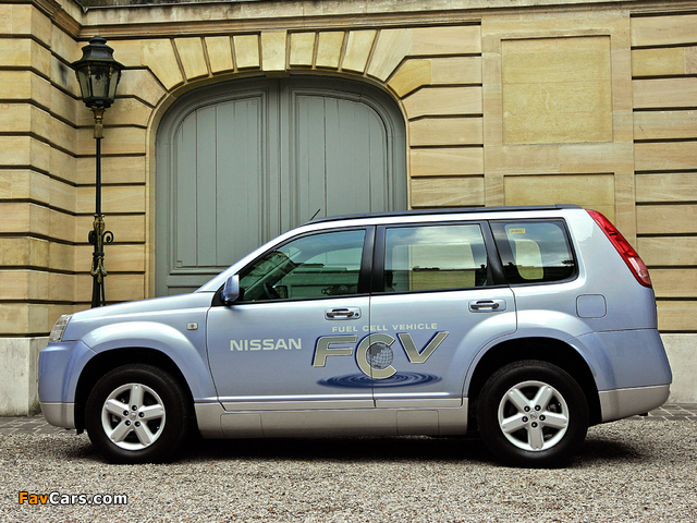 Nissan X-Trail FCV 2002 pictures (640 x 480)