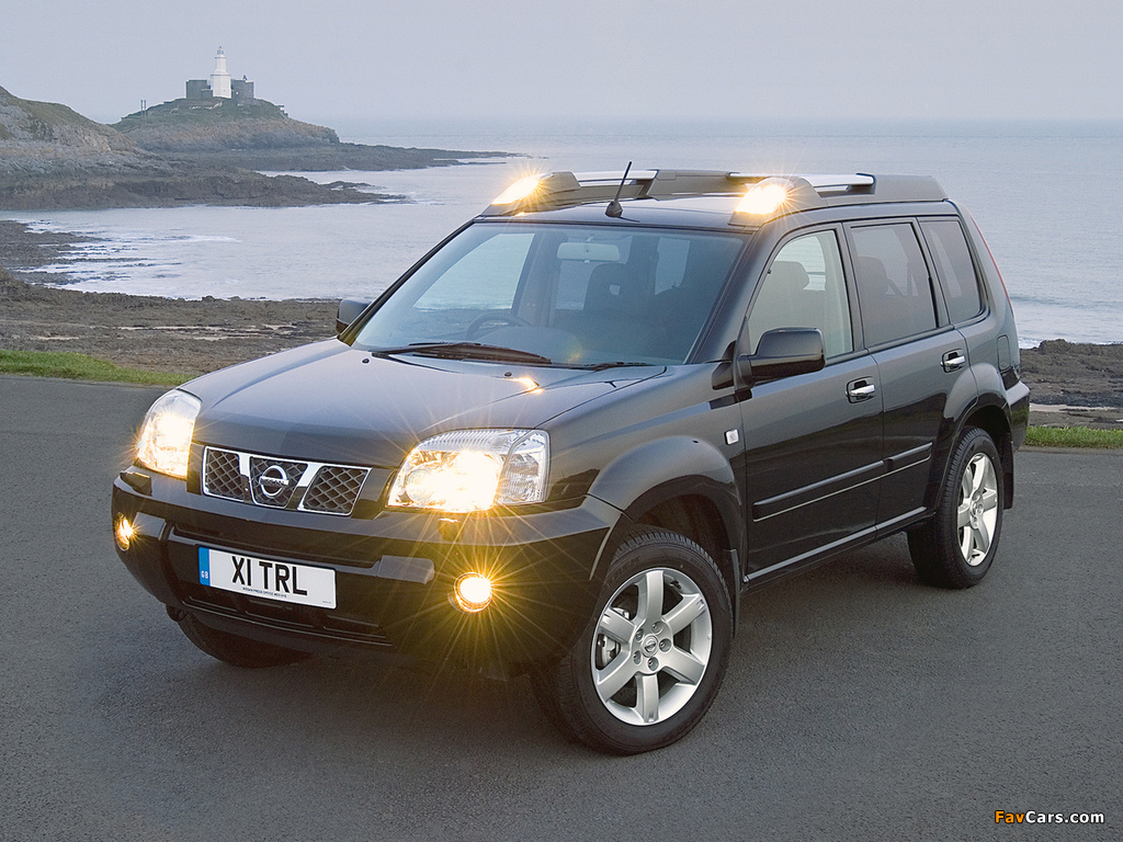 Nissan X-Trail UK-spec (T30) 2004–07 images (1024 x 768)