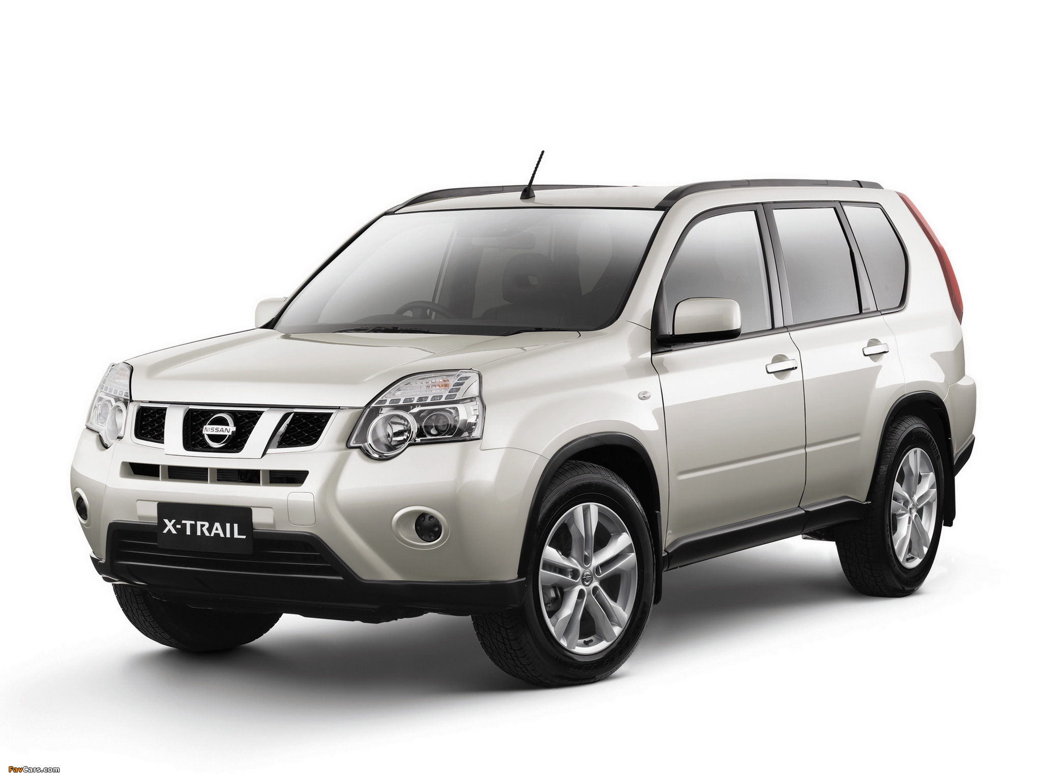 Nissan X-Trail UK-spec (T31) 2010 wallpapers (2048 x 1536)