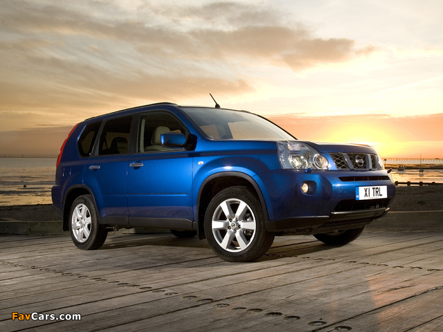 Photos of Nissan X-Trail UK-spec (T31) 2007–10 (640 x 480)