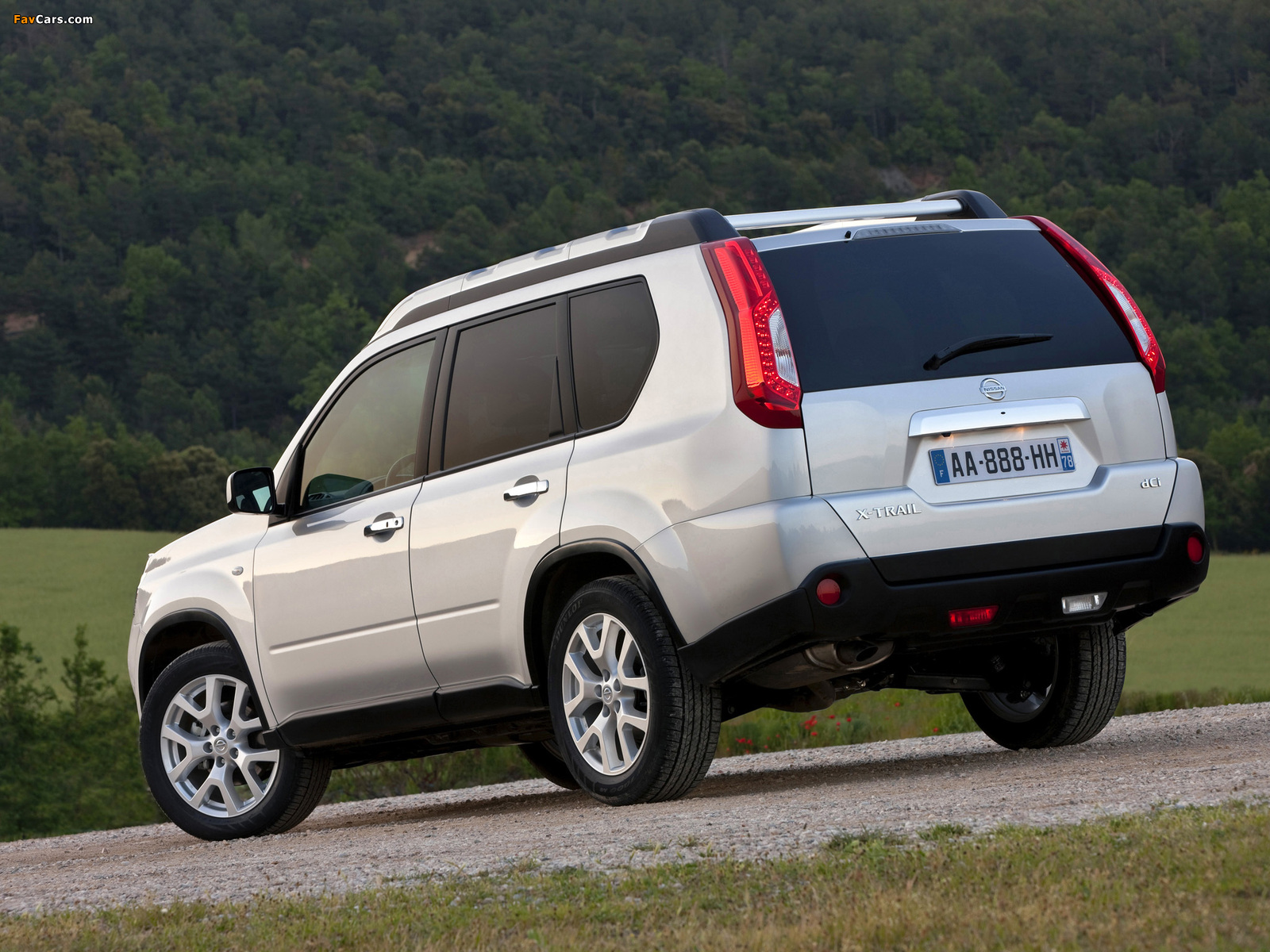 Pictures of Nissan X-Trail (T31) 2010 (1600 x 1200)