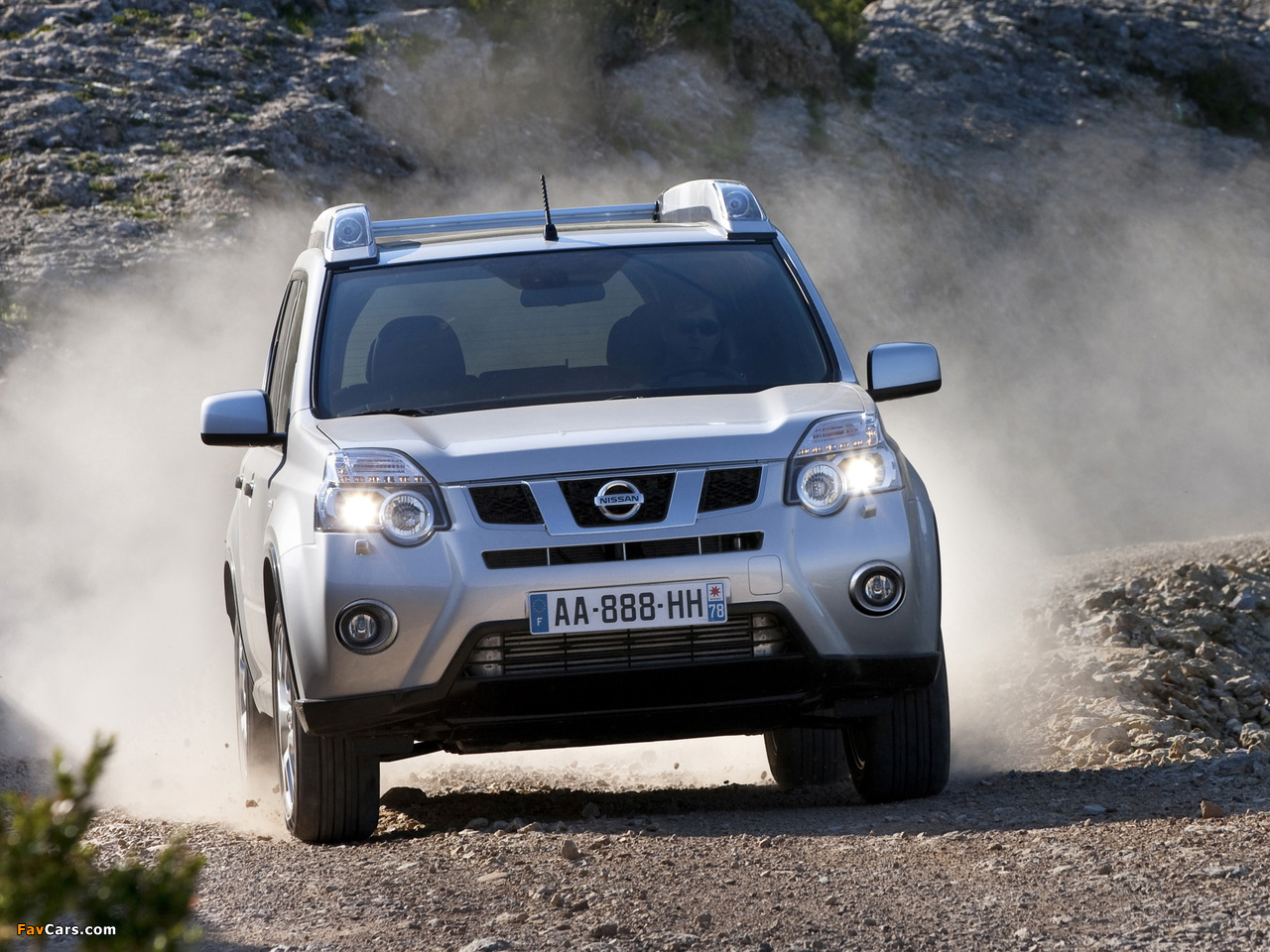 Nissan X-Trail (T31) 2010 wallpapers (1280 x 960)