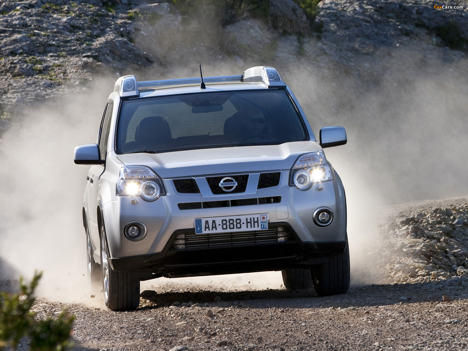 Nissan X-Trail (T31) 2010 wallpapers (1600 x 1200)