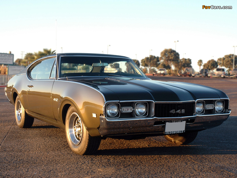 Images of Oldsmobile 442 Holiday Coupe (4487) 1968 (800 x 600)