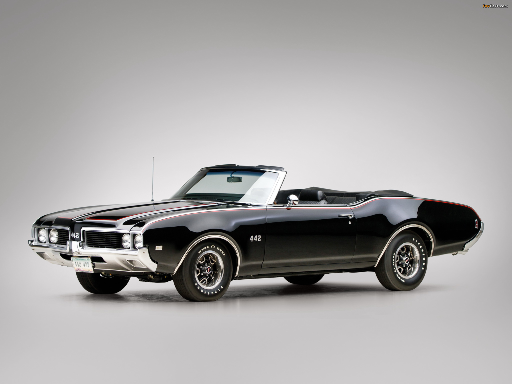 Images of Oldsmobile 442 Convertible (4467) 1969 (2048 x 1536)