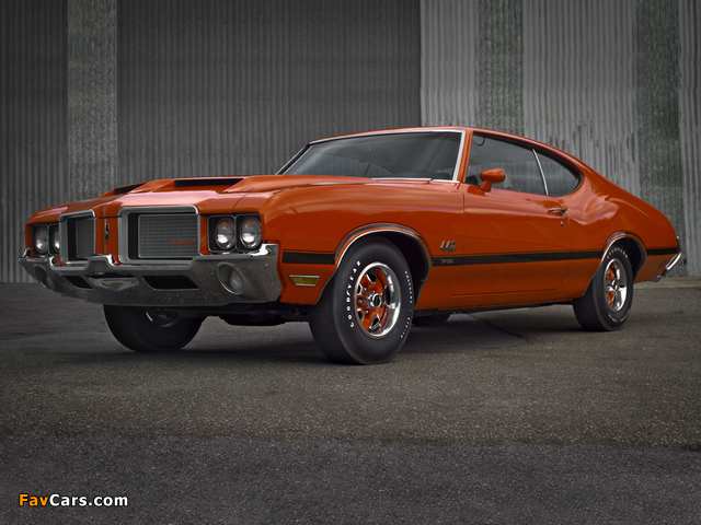 Images of Oldsmobile Cutlass 442 W-30 Hardtop Coupe 1972 (640 x 480)