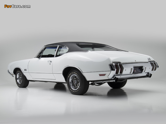 Photos of Oldsmobile 442 Sports Coupe (4477) 1970 (640 x 480)