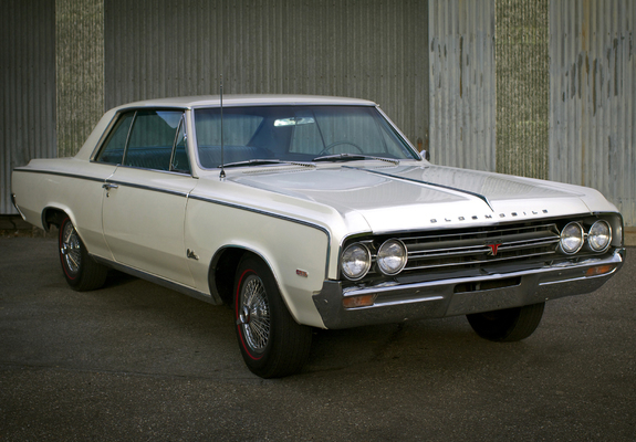 Pictures of Oldsmobile Cutlass 442 Holiday Hardtop 1964