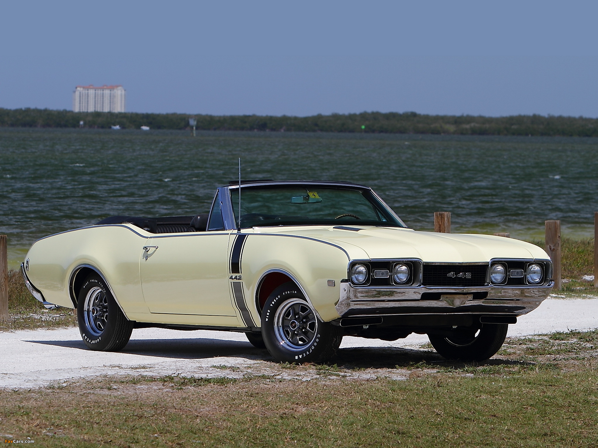 Oldsmobile 442 Convertible (4467) 1968 wallpapers (2048 x 1536)