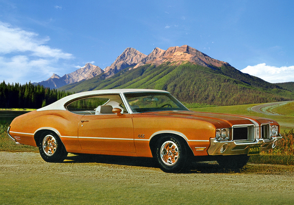 1971 Olds 442 Holiday Coupe Wallpaper For Iphone