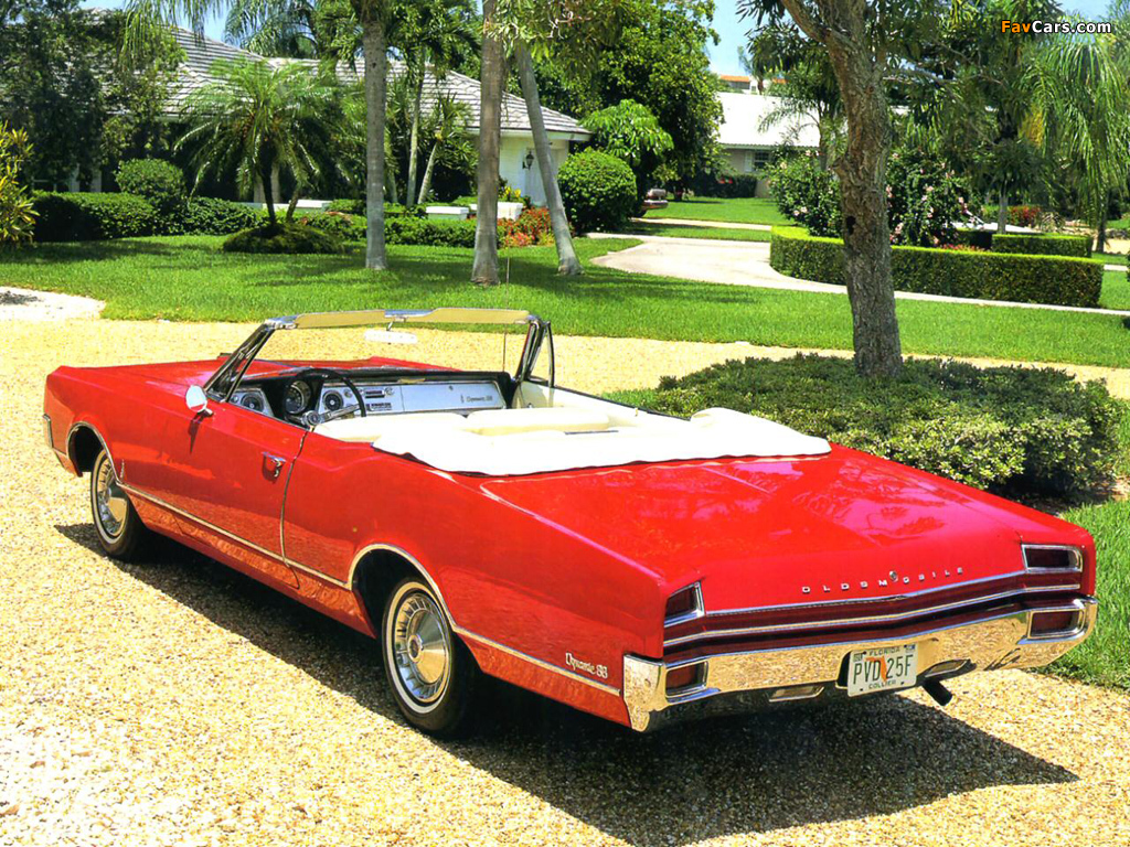 Images of Oldsmobile Dynamic 88 Convertible (5667) 1965 (1024 x 768)