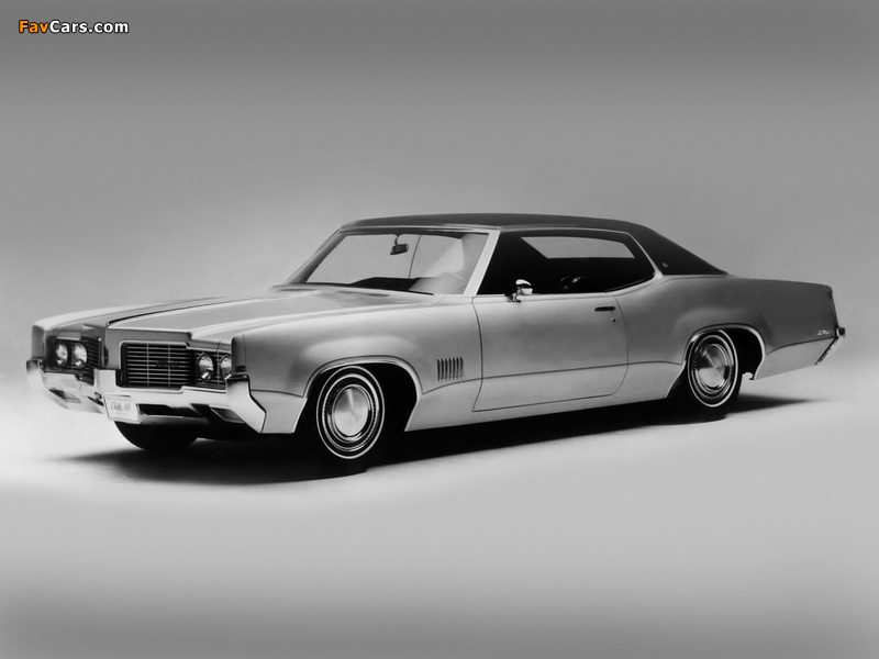 Images of Oldsmobile Delta 88 Royale Holiday Coupe (6647) 1969 (800 x 600)