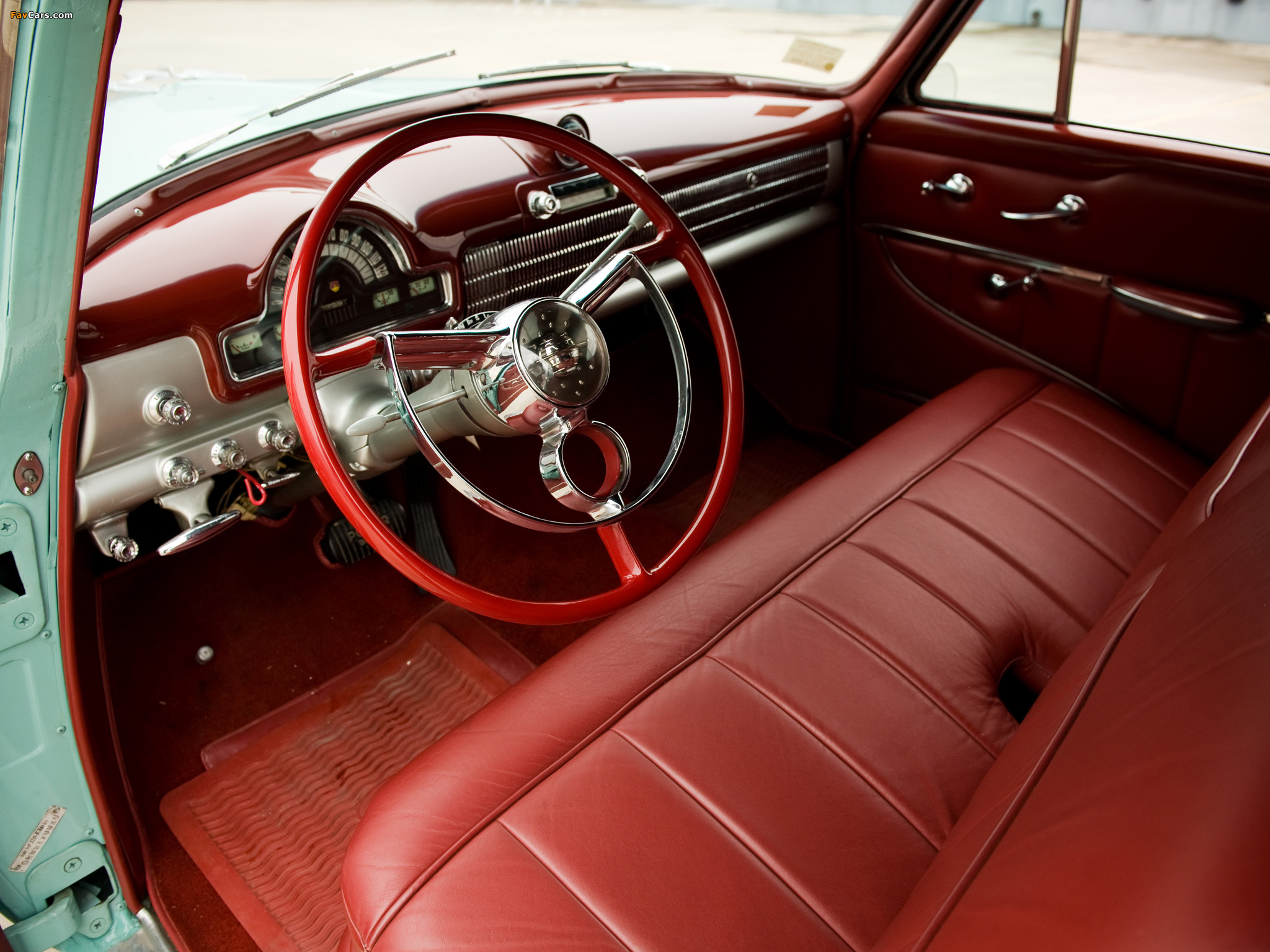 Photos of Oldsmobile Super 88 Convertible 1952 (2048 x 1536)