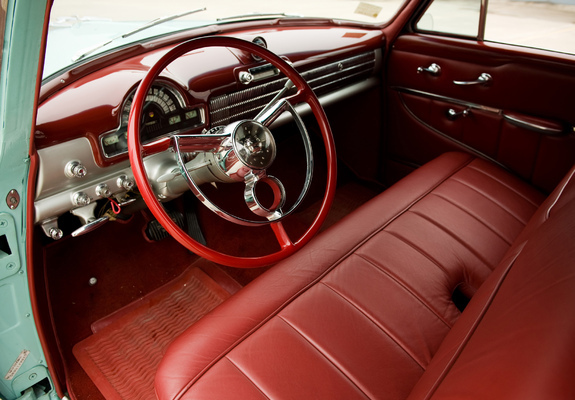 Photos of Oldsmobile Super 88 Convertible 1952