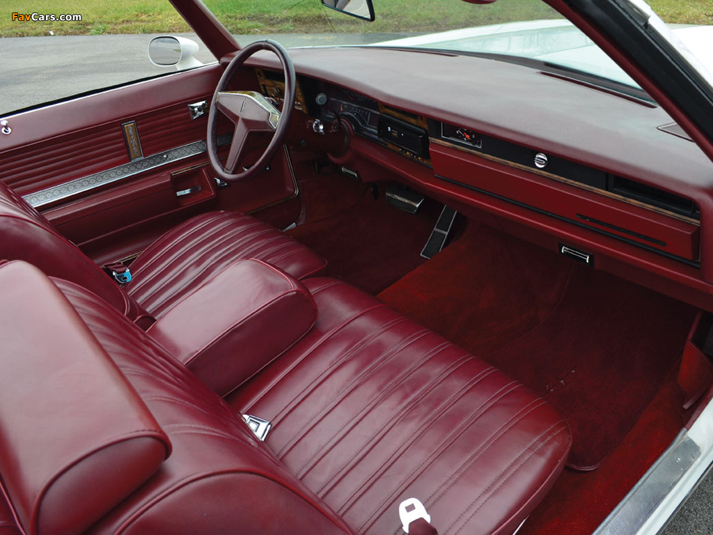 Photos of Oldsmobile Delta 88 Royale Convertible (N67) 1975 (1024 x 768)