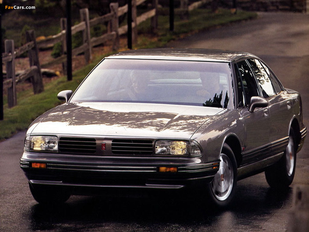 Photos of Oldsmobile Eighty Eight Royale 1992–95 (1024 x 768)