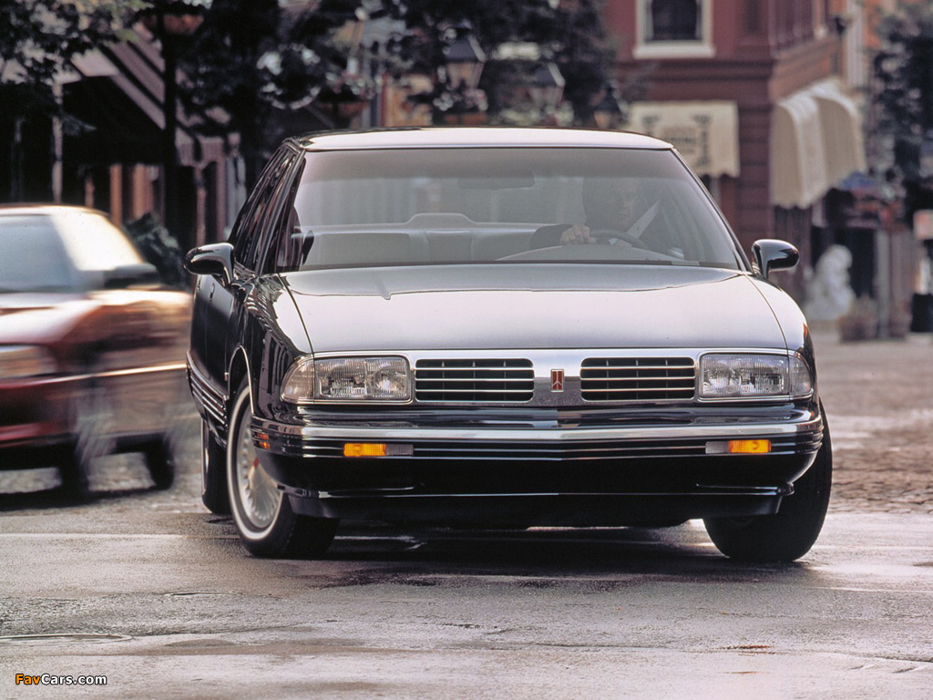Images of Oldsmobile Ninety-Eight 1991–96 (1024 x 768)