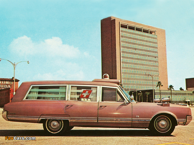 Cotner-Bevington Oldsmobile Seville Ambulance 1965 photos (640 x 480)