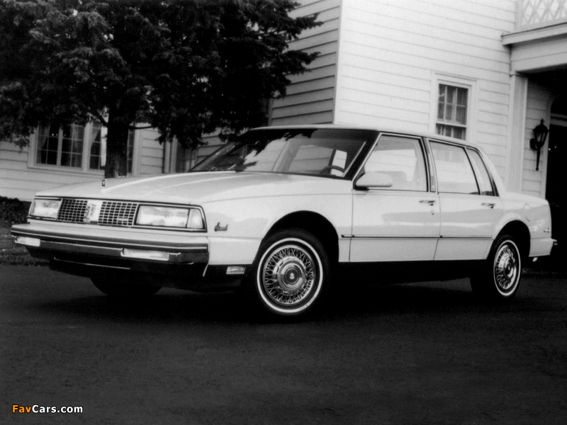 Oldsmobile Ninety-Eight Grande 1986 photos (800 x 600)